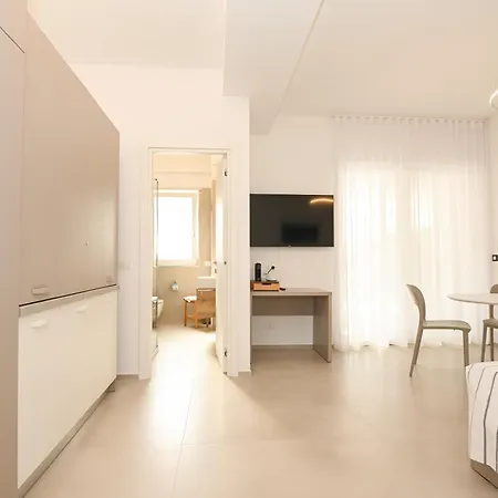 Agora &